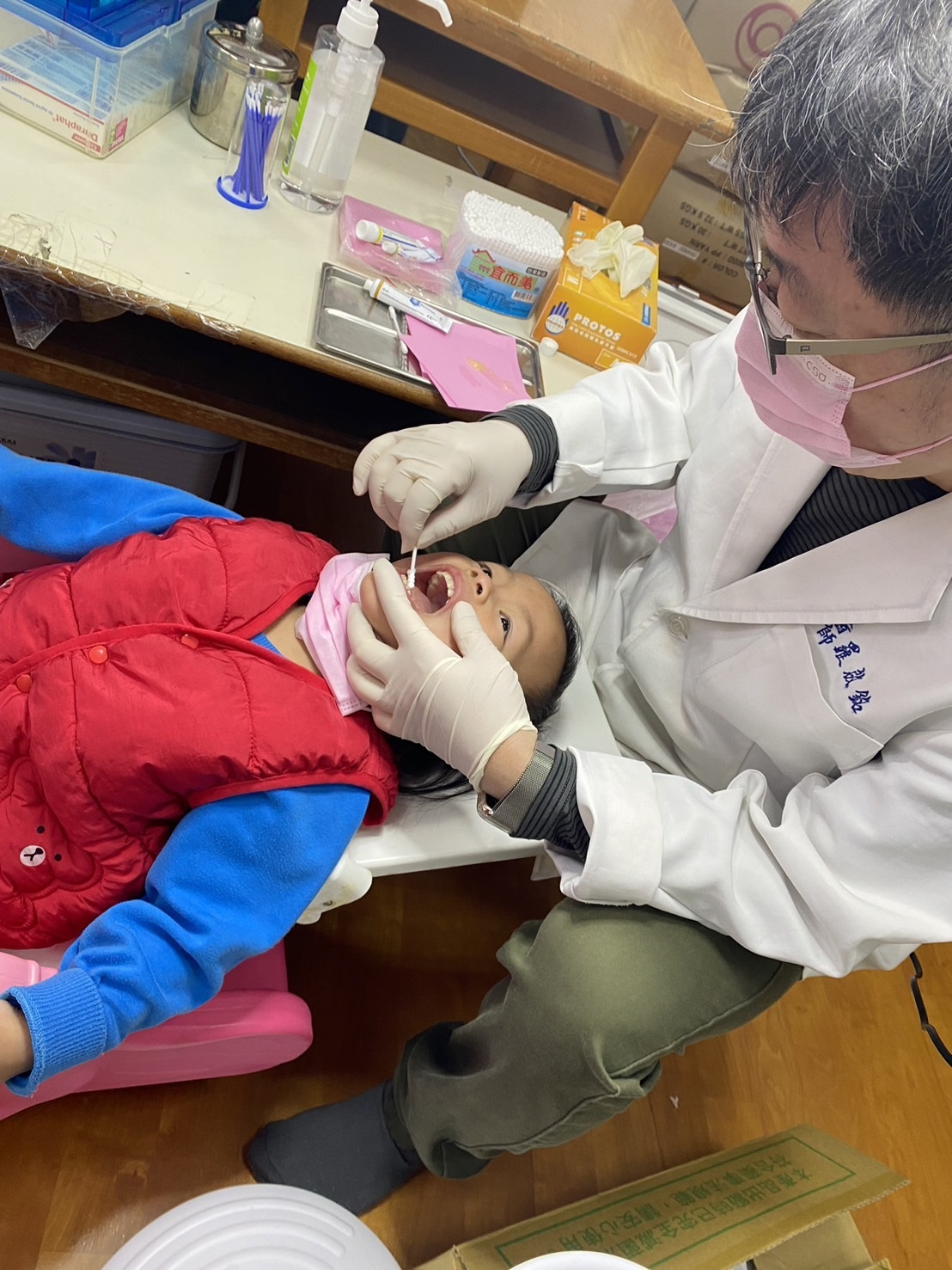 1140306竹小附幼-鄉幼-塗氟照片1
